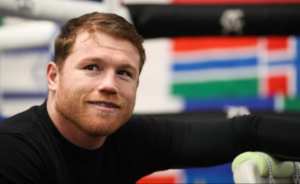 Canelo Alvarez agrees to blockbuster Terence Crawford clash